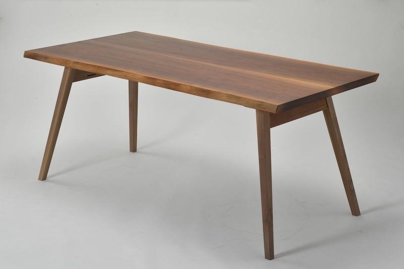 The One Dining Table