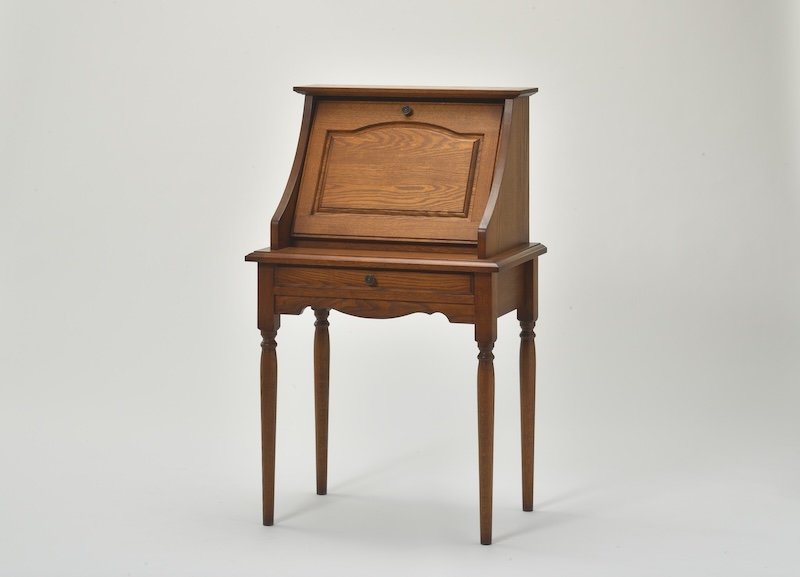 With Morris Writing Stand